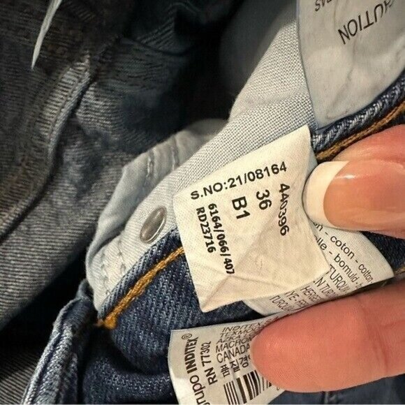 Zara Women’s Blue Straight Leg High Waisted Raw Hem Jeans Size 4 Dark Wash - Picture 13 of 14